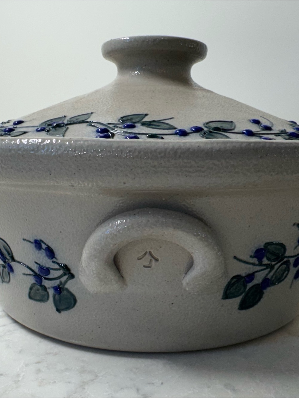 Vintage Salmon Falls Stoneware Lidded Ceramic Casserole with Blue Berry Motif - Picture 2 of 12